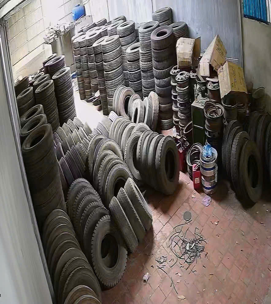 CUNG CẤP LỐP XE TẢI CŨ, % / DỊCH VỤ VÁ VỎ XE LƯU ĐỘNG NHANH, TẬN NƠI